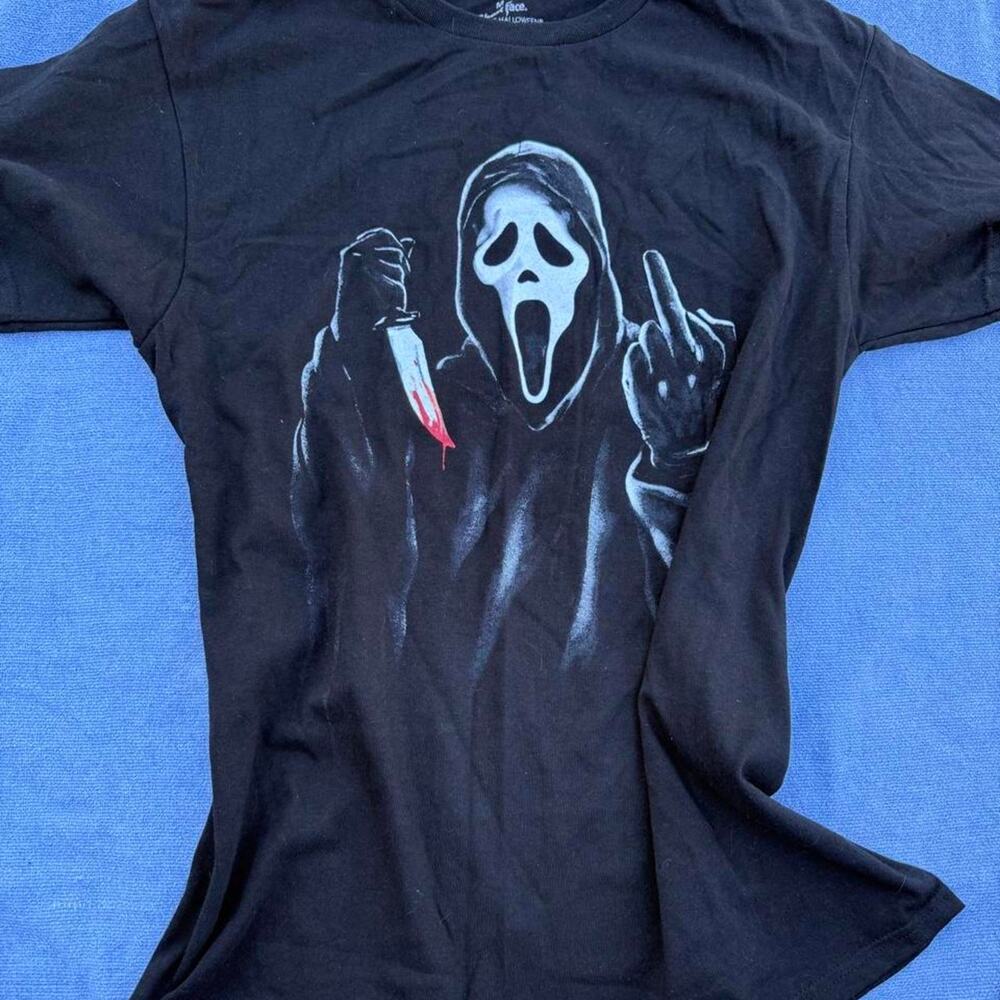 Officially licensed ghost face black graphic tee